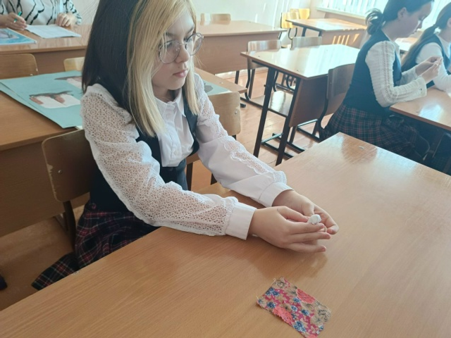 Милли костюм көне уңаеннан