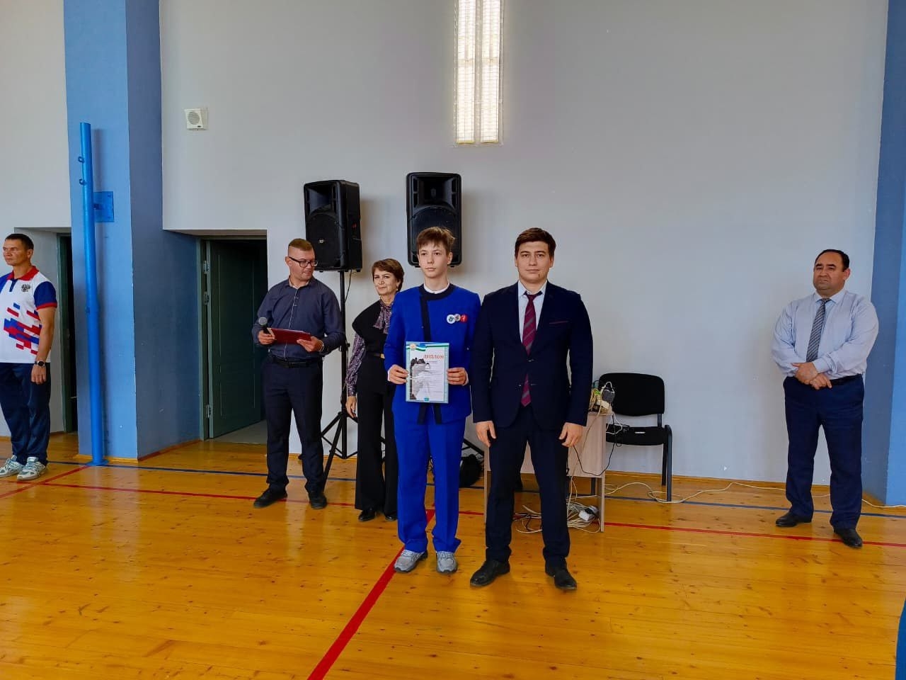 Патриотик тәрбия бирү кысаларында