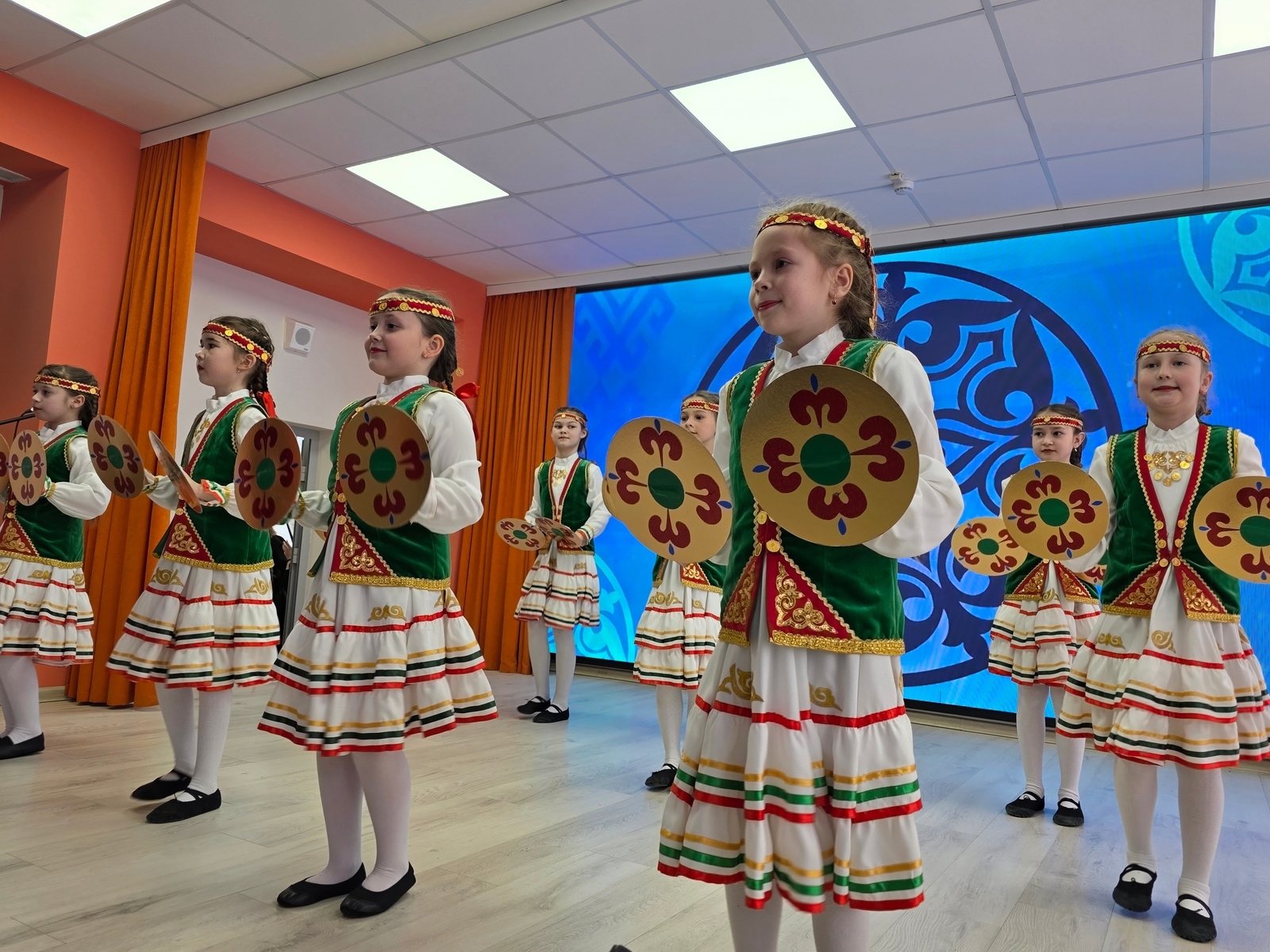 Син, мин, ул - бергә тату гаилә