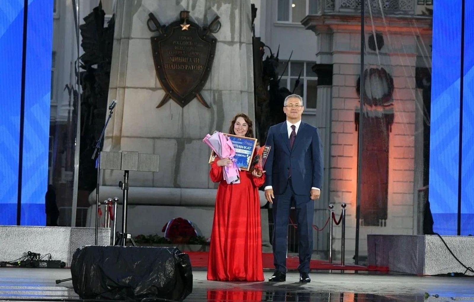 Өфөлә «Геройҙар ваҡыты» IV бөтә Рәсәй йыр фестиваленең төп бүләген