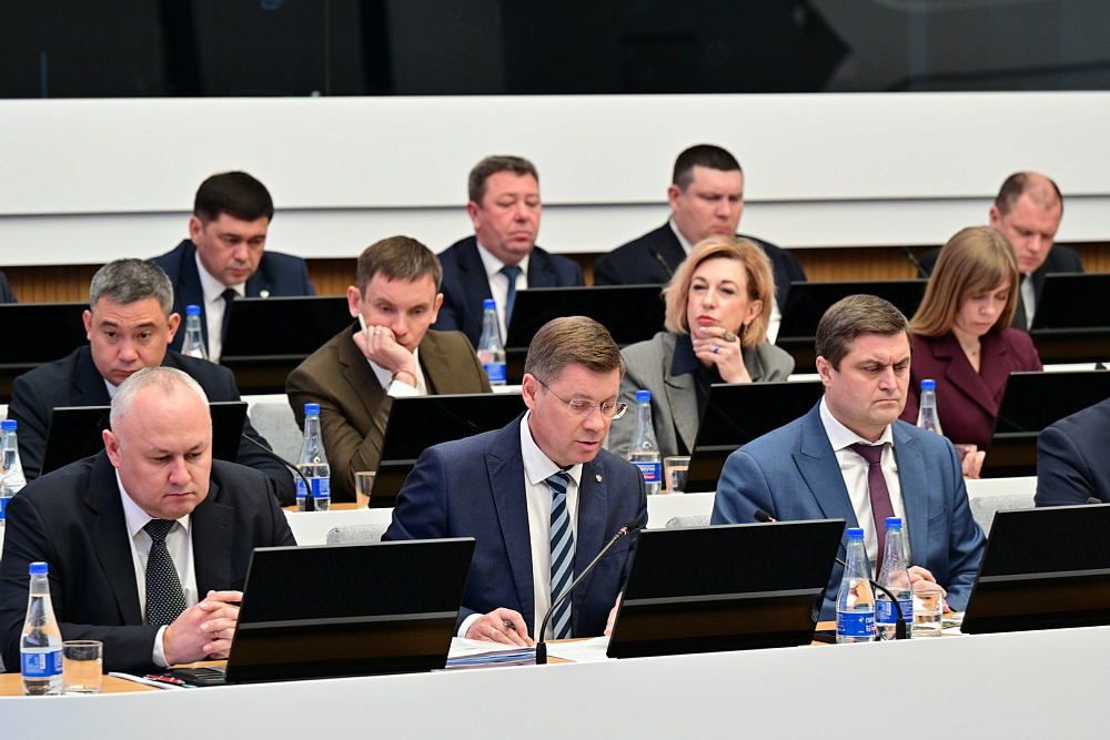 Радий Хабиров вручил государственные награды спортсменам Башкортостана