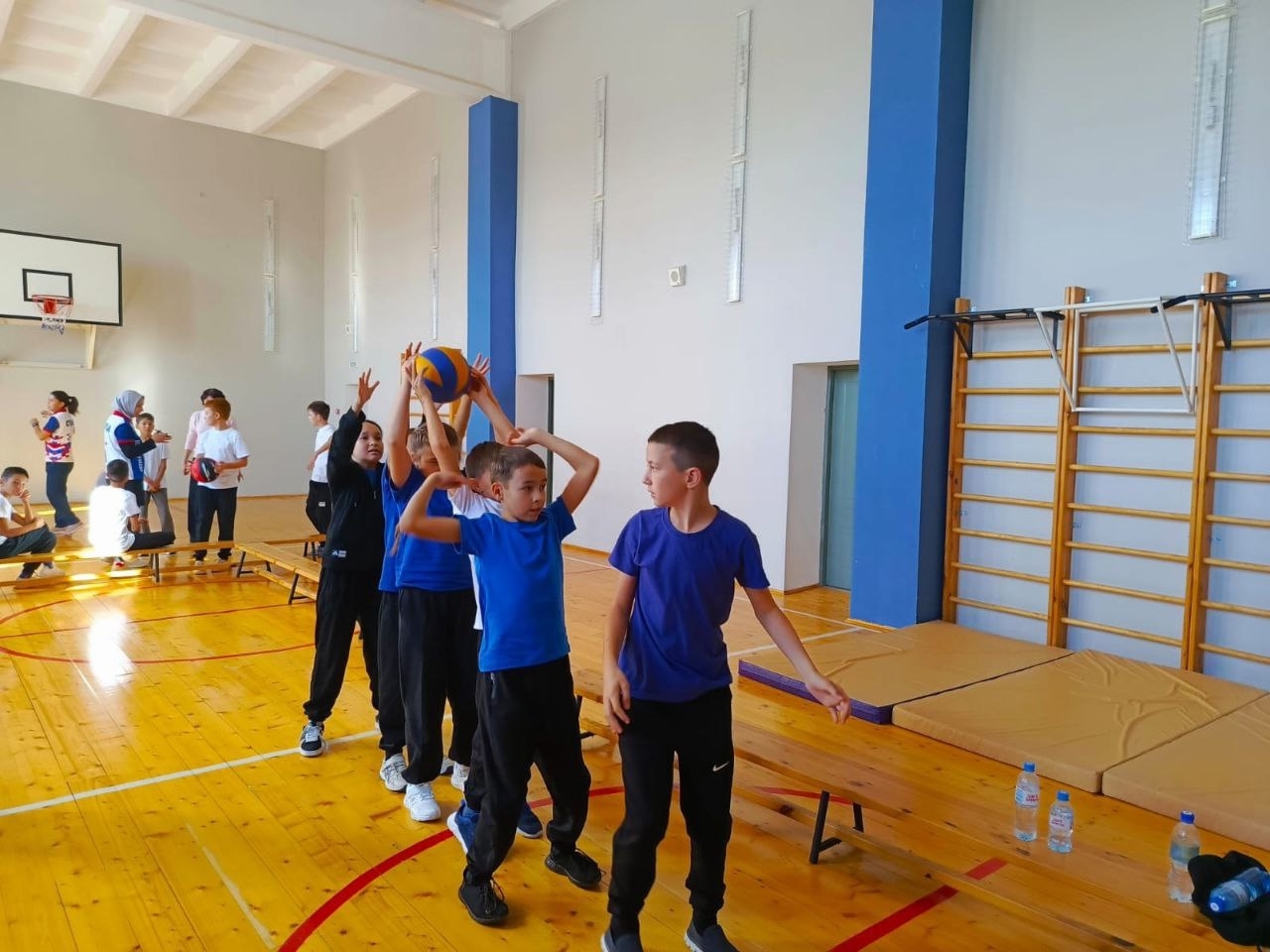 Патриотик тәрбия бирү кысаларында