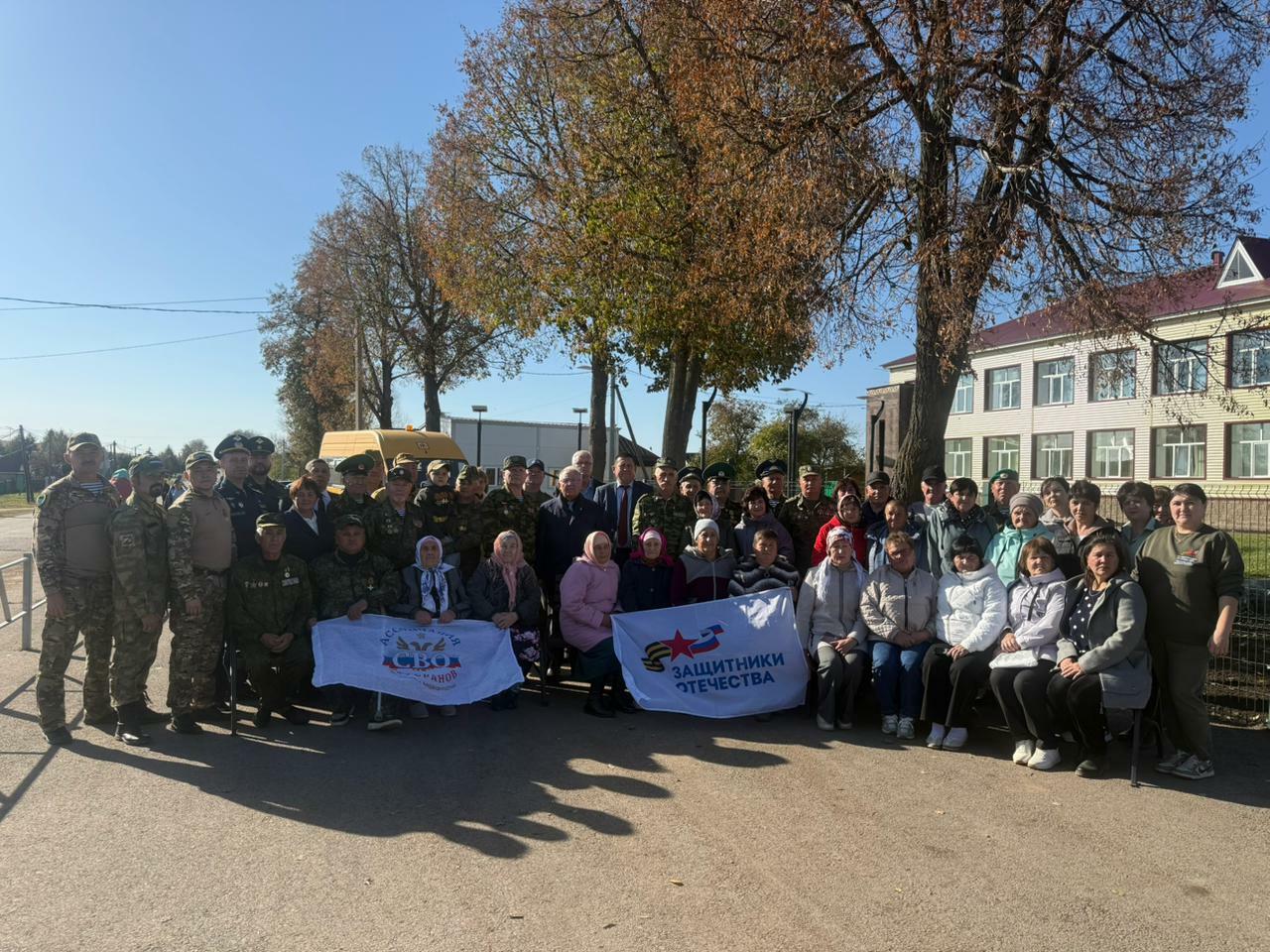 Дөмәйдә аллея ачылды