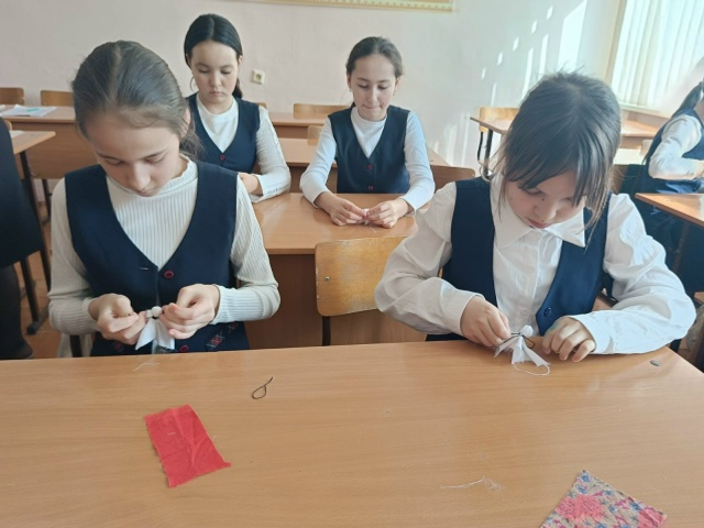 Милли костюм көне уңаеннан