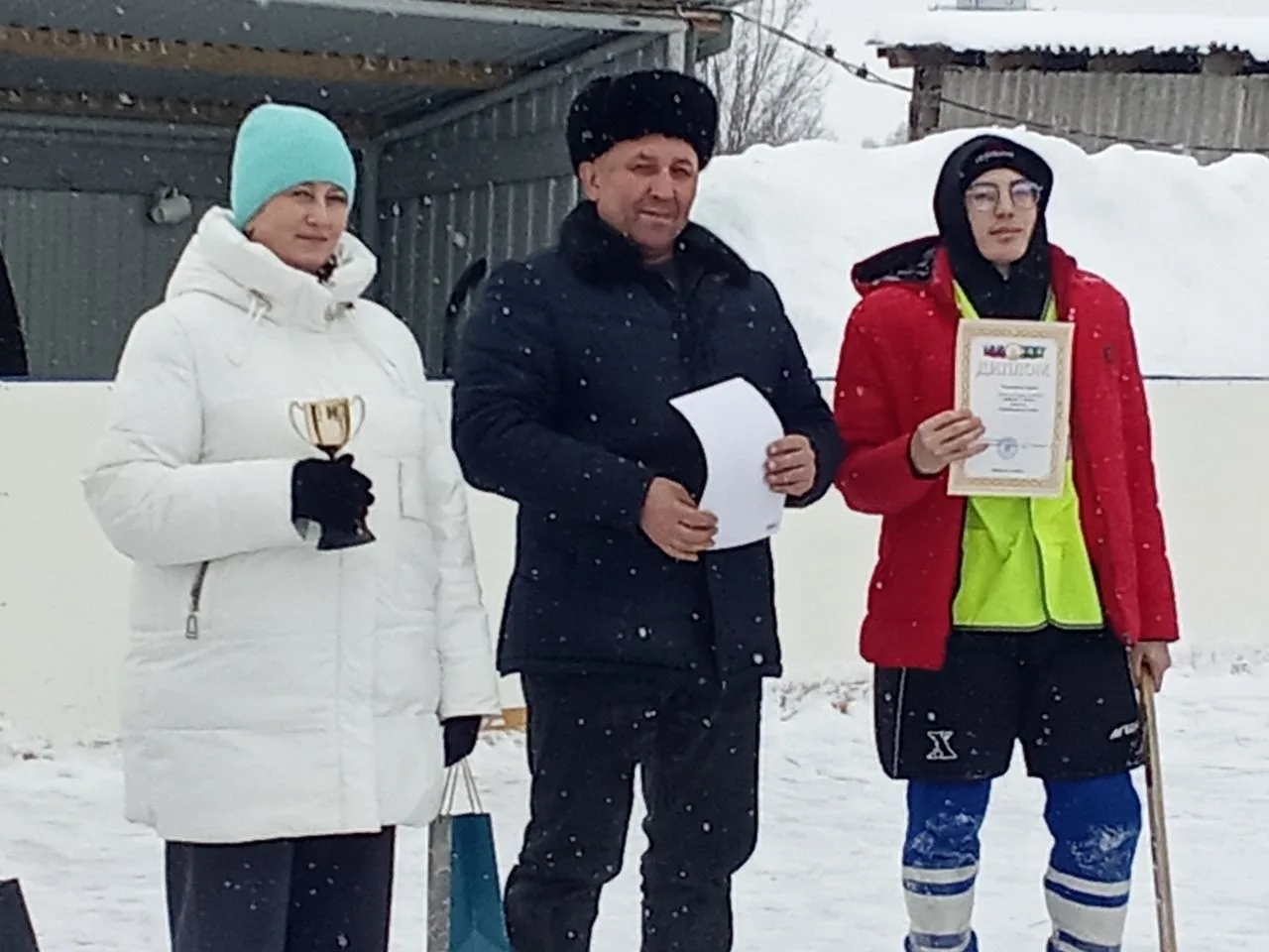 Туплы хоккей буенча зона ярышларында