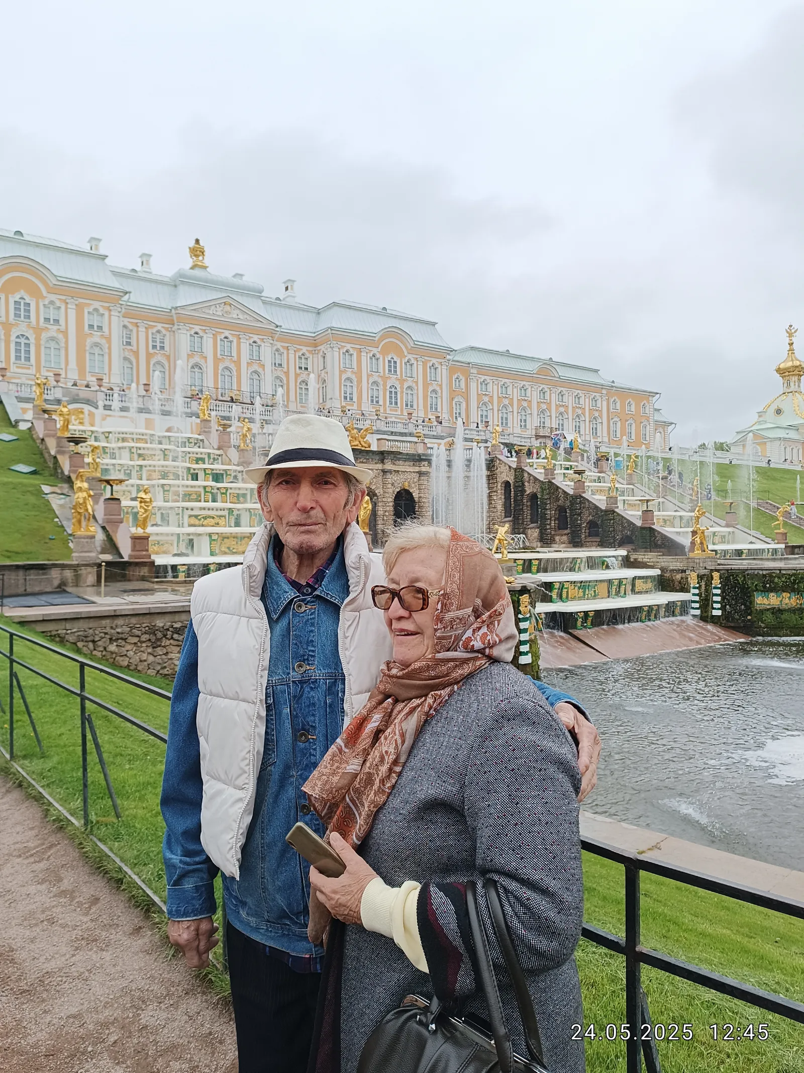 Сәнгатькә мәхәббәт тәрбияләгән остаз