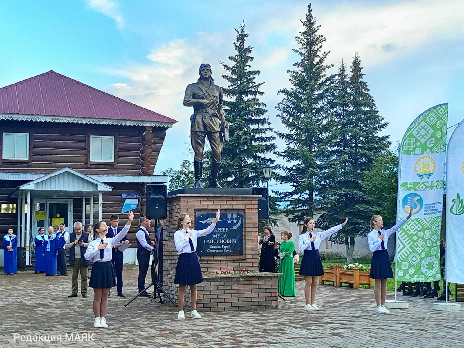 Илеш районында Армия мәдәнияте көннәре патриотик фестиваль белән тәмамланды