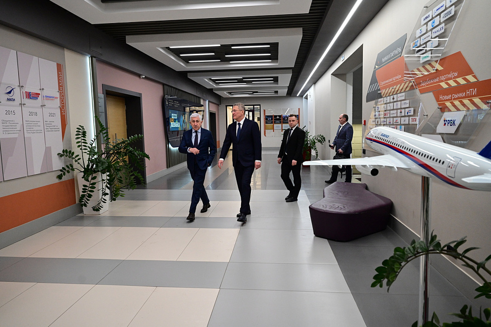 Встреча с ректором Московского авиационного института Михаилом Погосяном