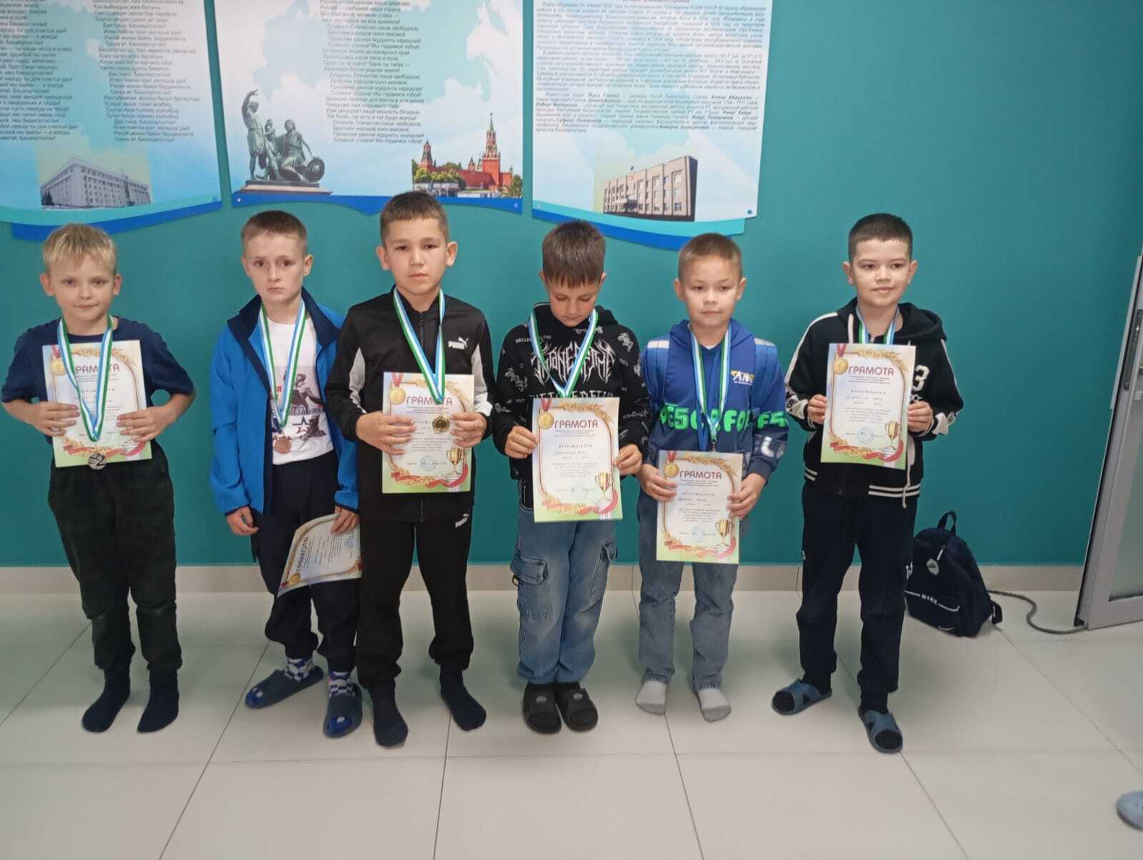 Йөзү буенча ярышлар үтте