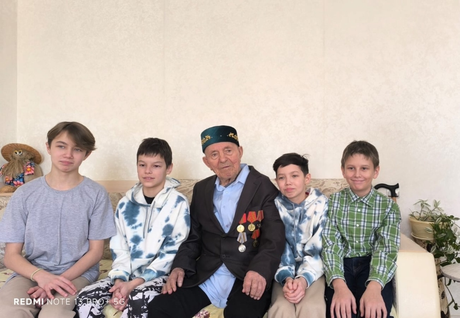 Тыныч тормыш – әтиләребез бүләге