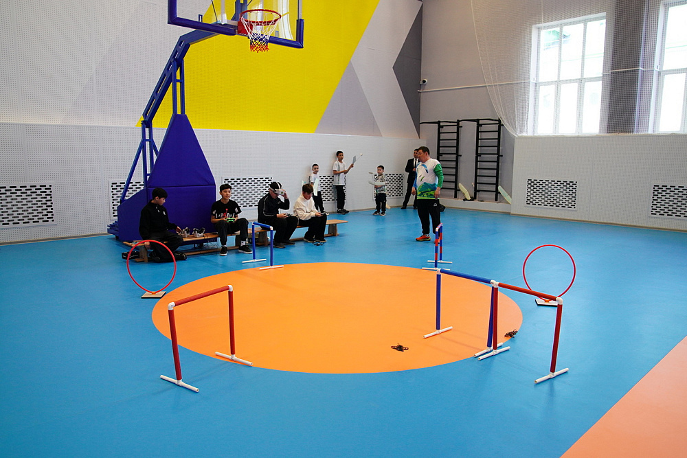 Радий Хабиров посетил новую полилингвальную школу «Хазина» в селе Аскарово