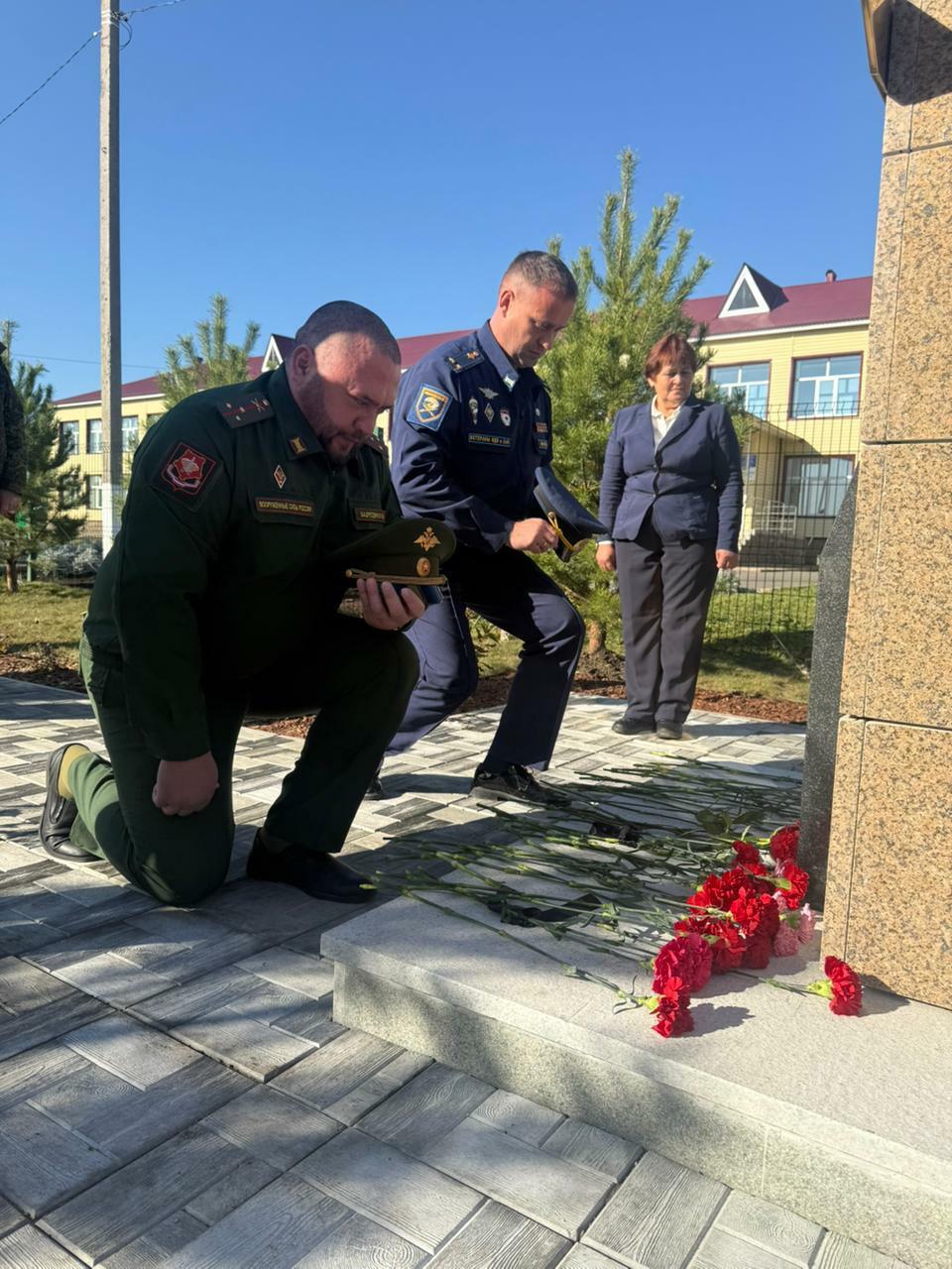 Дөмәйдә аллея ачылды