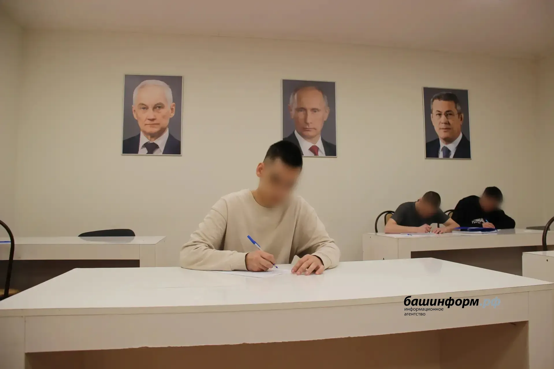 «Буду дроноводом». Молодые жители Башкирии выбрали ВБС для службы на СВО