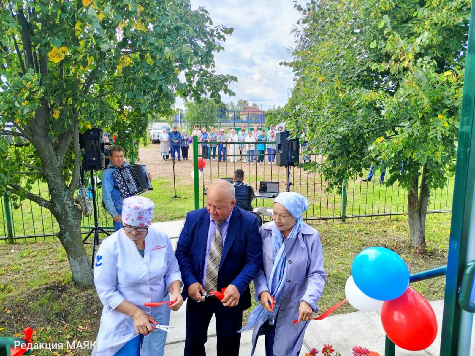 Яңа эш шартлары сөендерә