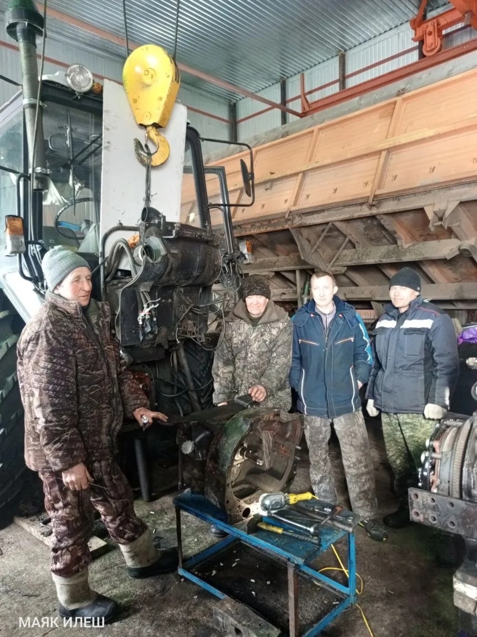 Техника язгы чәчүгә әзер