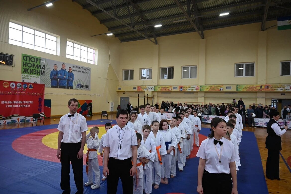 Беренче урын илешлеләрдә