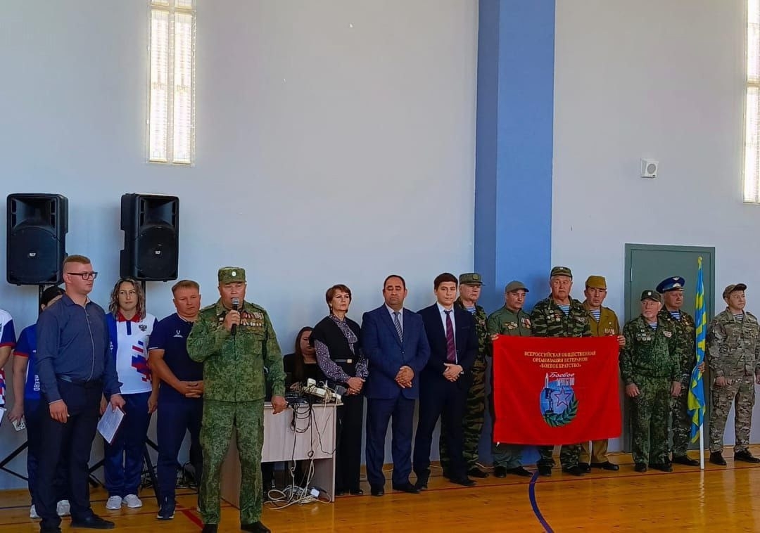 Патриотик тәрбия бирү кысаларында