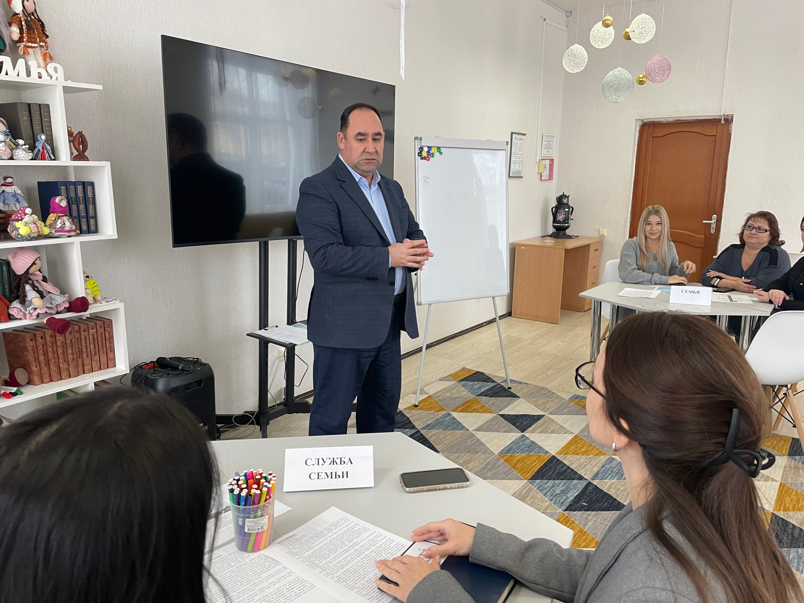 Гаилә белән эшләүдә ведомствоара хезмәттәшлекне җайга салу