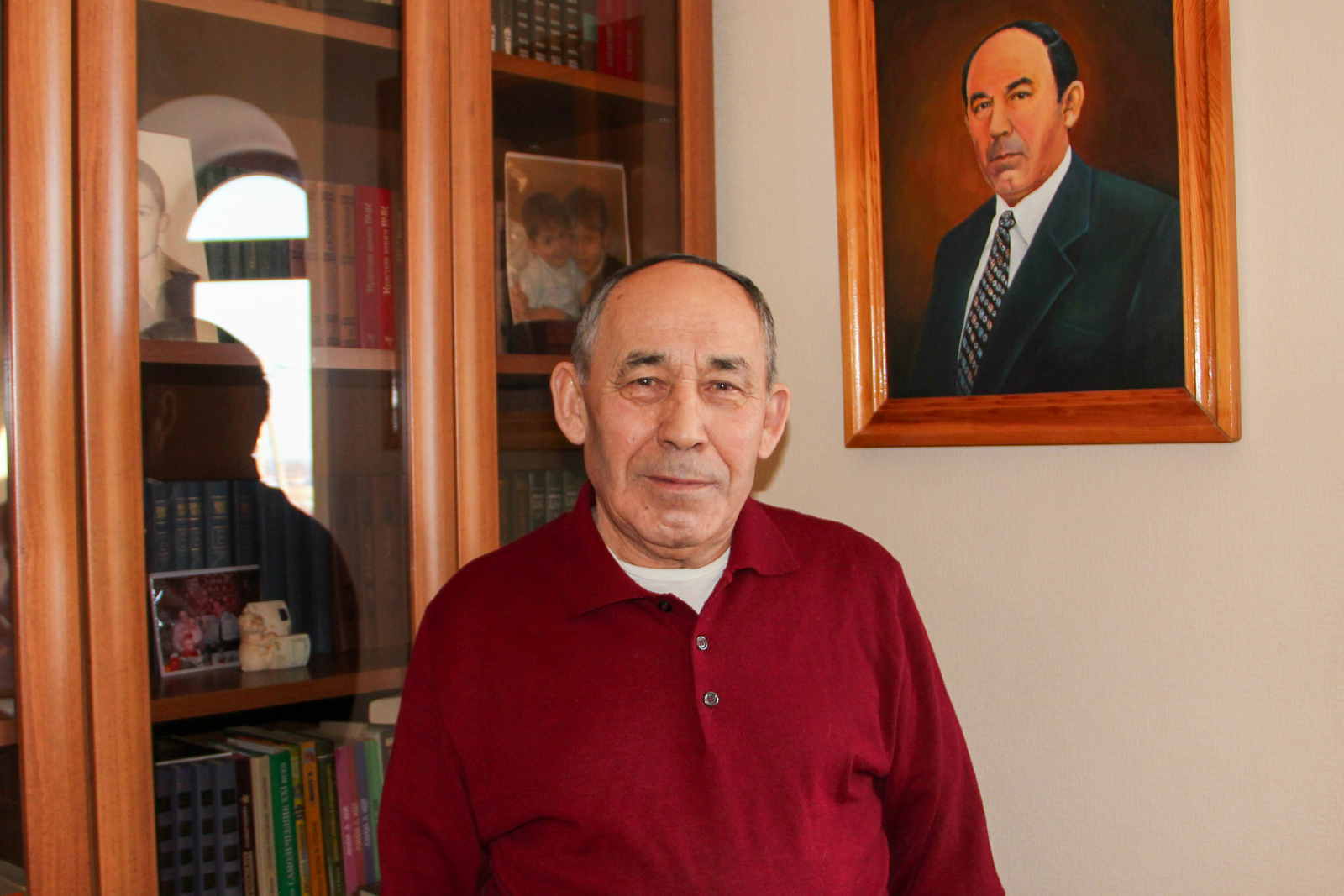 Дуслар белән миңа бәхет елмайды