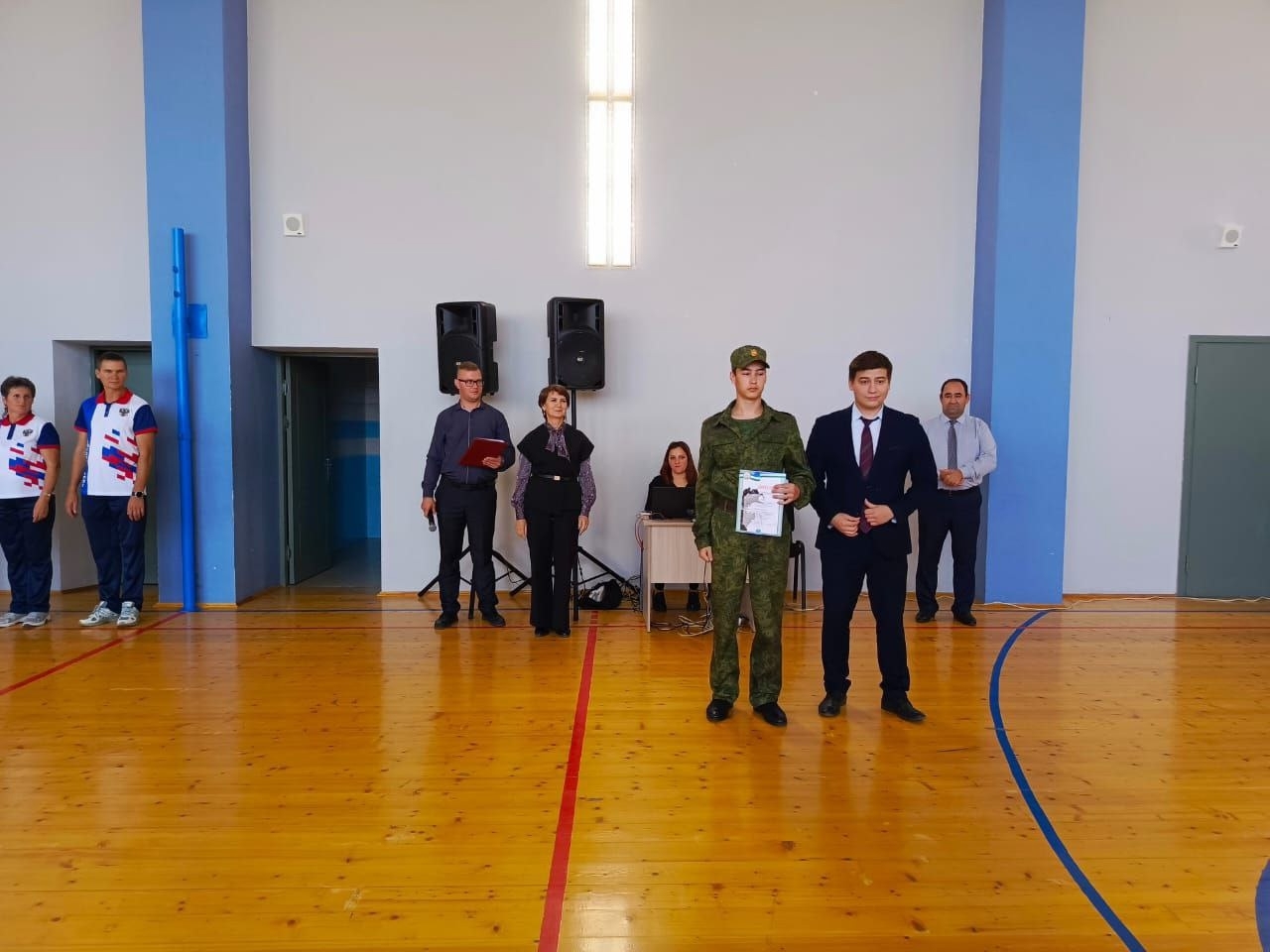 Патриотик тәрбия бирү кысаларында