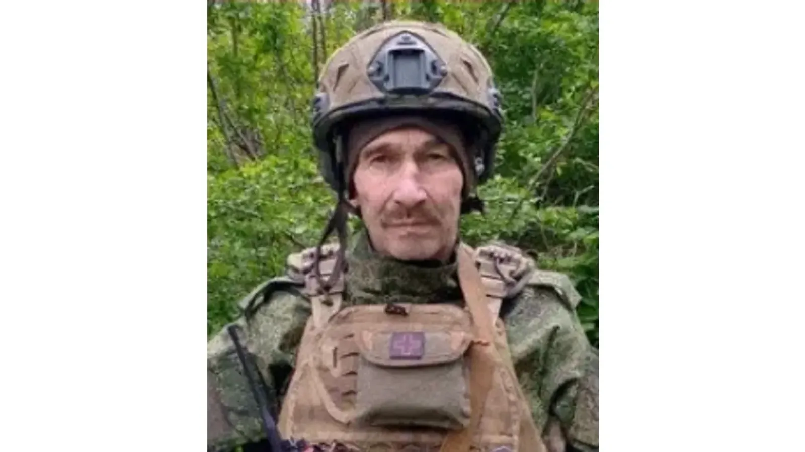 Боец из Башкирии спас жизни однополчан в разрушенном здании