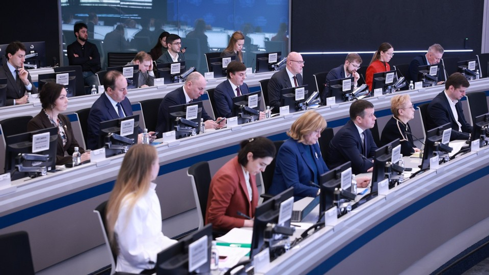 Радий Хабиров принял участие в совещании по вопросам образования