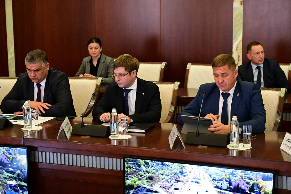 На «Часе общественных пространств» обсудили вопросы дорожного строительства