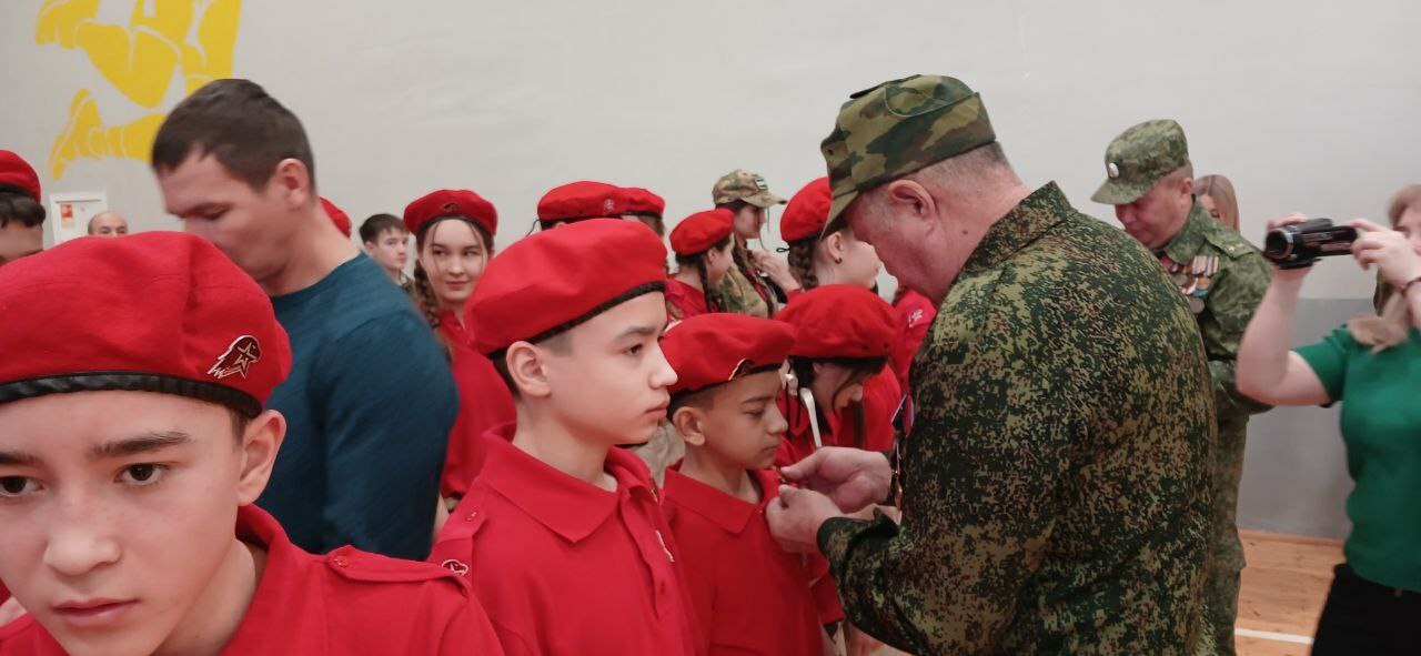 Хәрби-патриотик эш айлыгын ачу тантанасы узды